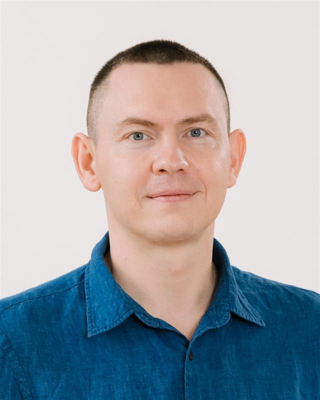 Pavel Okhotnikov